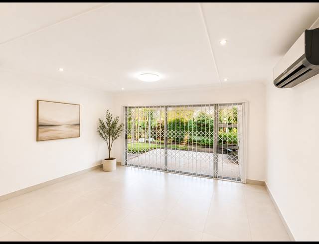 2 BEDROOM SIMPLEX FOR SALE IN SHERWOOD